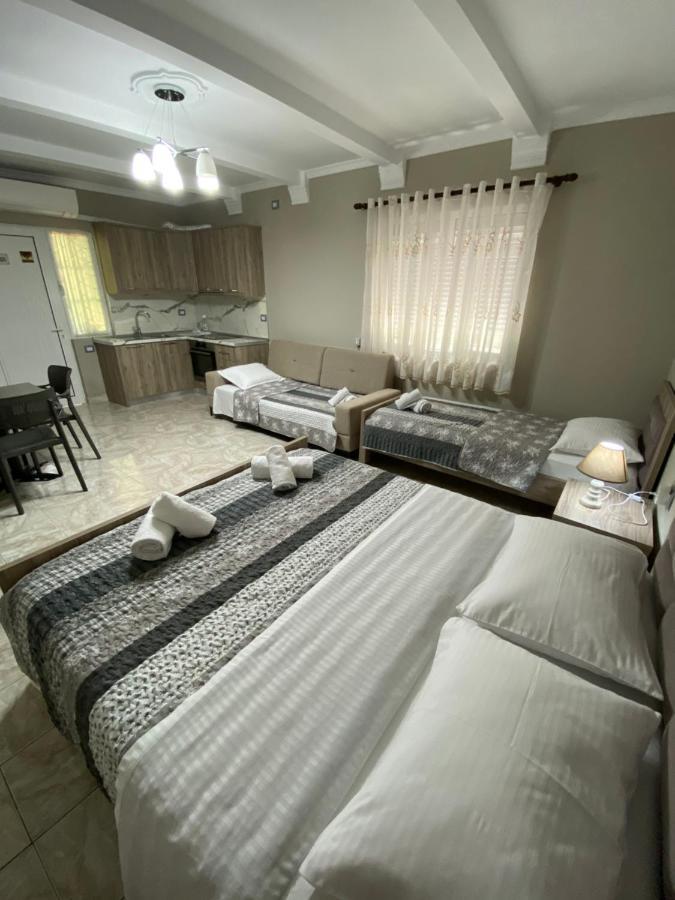 Vila Ajdinaj Берат Екстериор снимка