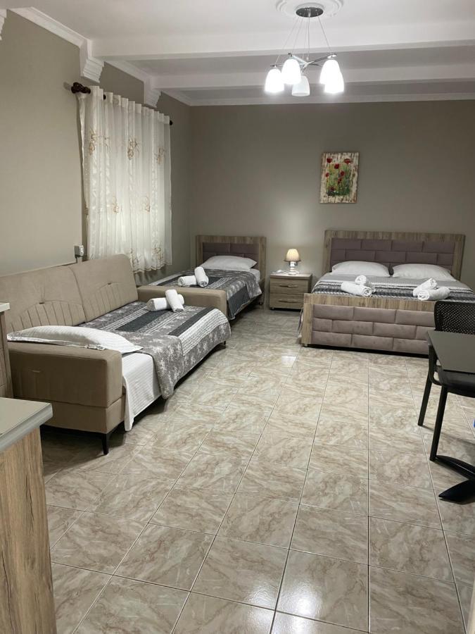 Vila Ajdinaj Берат Екстериор снимка