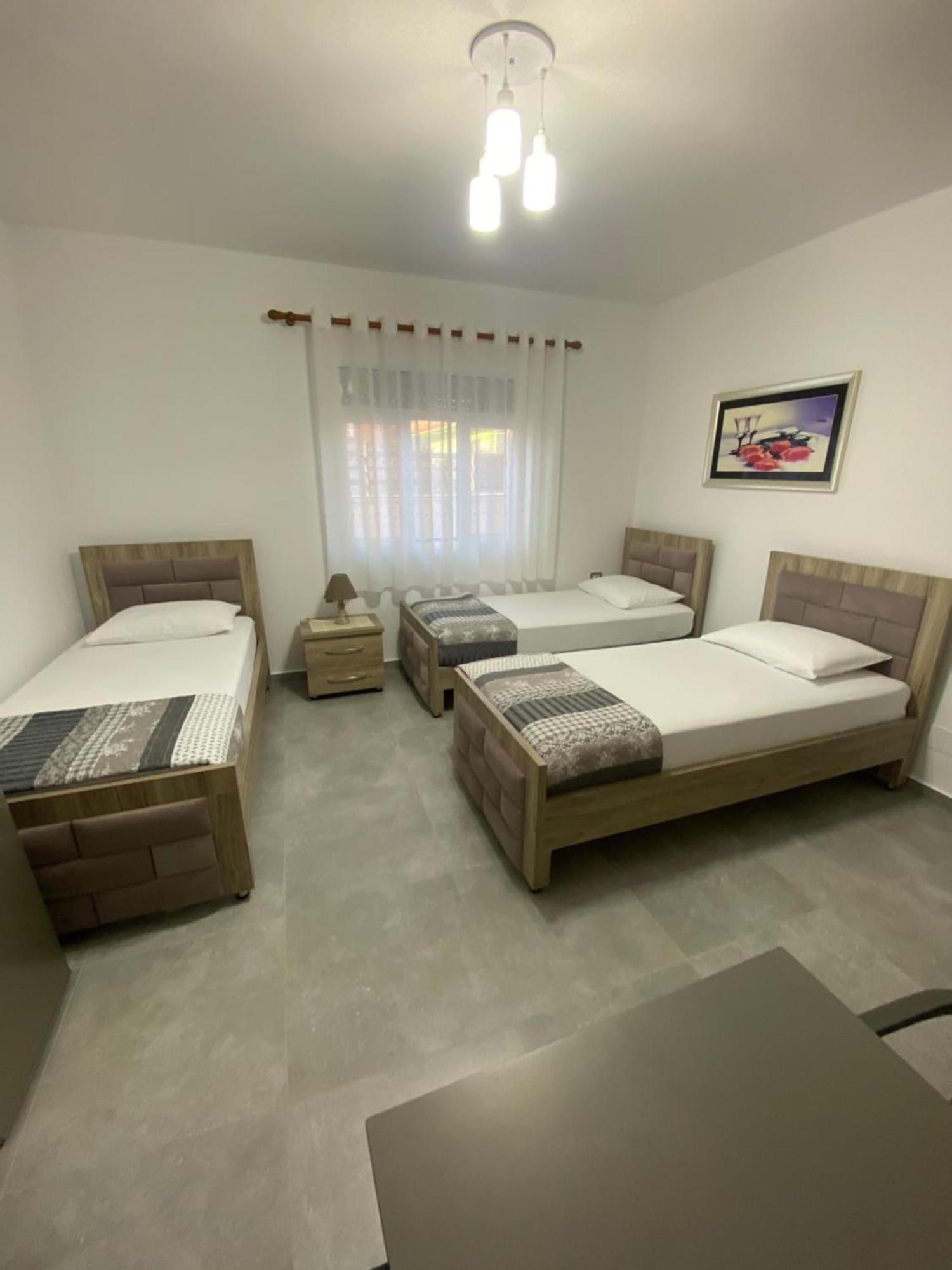 Vila Ajdinaj Берат Екстериор снимка