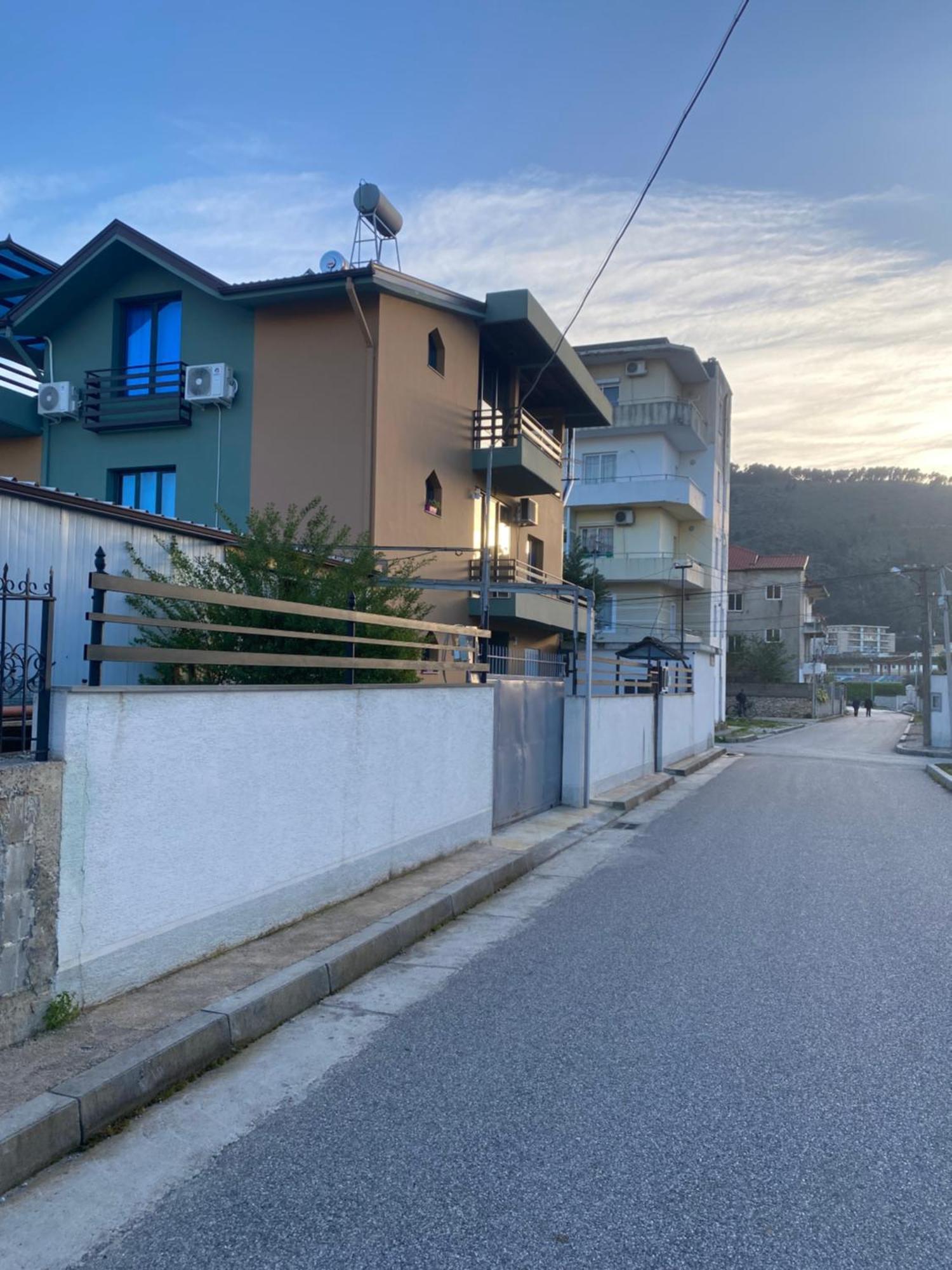 Vila Ajdinaj Берат Екстериор снимка